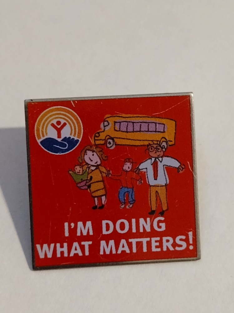 I'm Doing What Matters! United Way Lapel Pin
