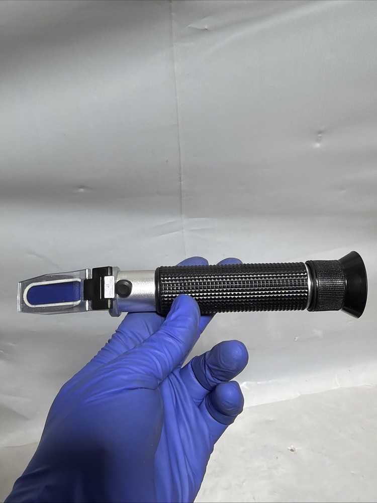 Vee Gee A366ATC Portable Refractometer – Handheld – ATC