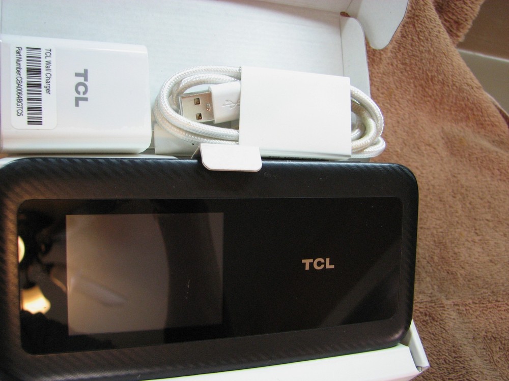 TCL LinkZone (5G UW) Mobile HotSpot - Black TCL-MW513U