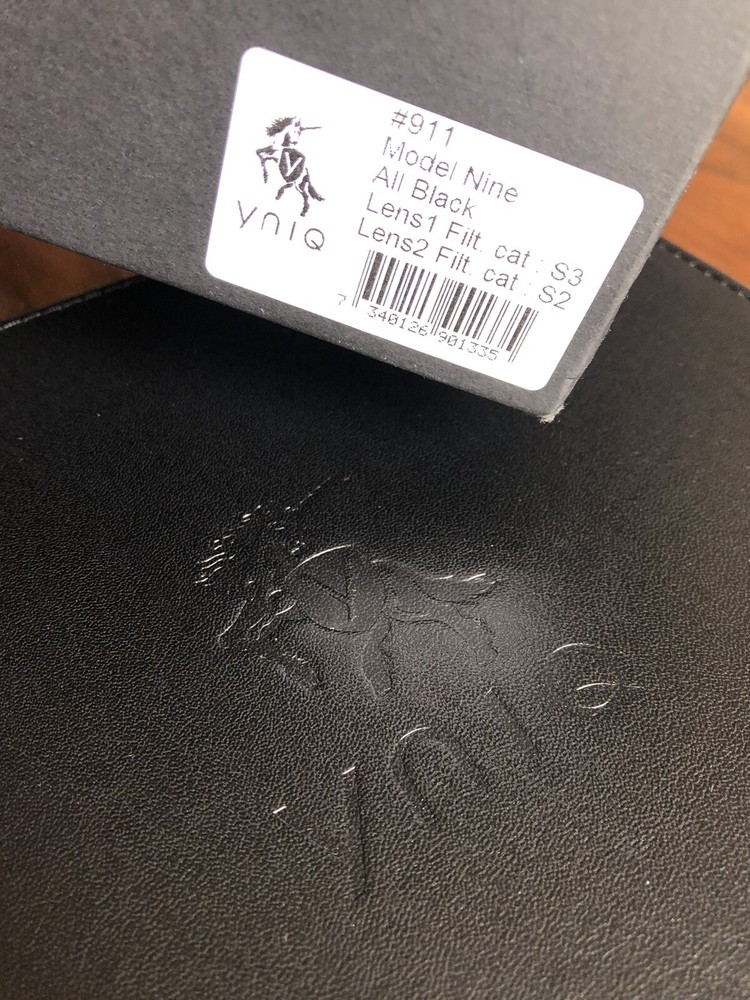 YNIQ Empty Box for Ski Googles