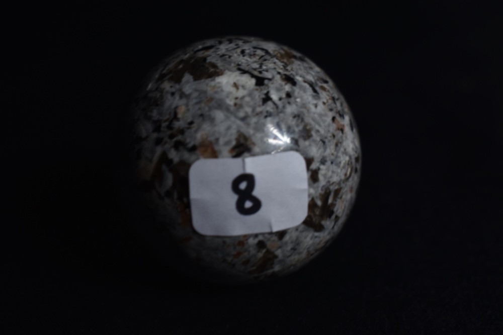 1.6" Yooperlite Sphere – UV Reactive Glow Crystal