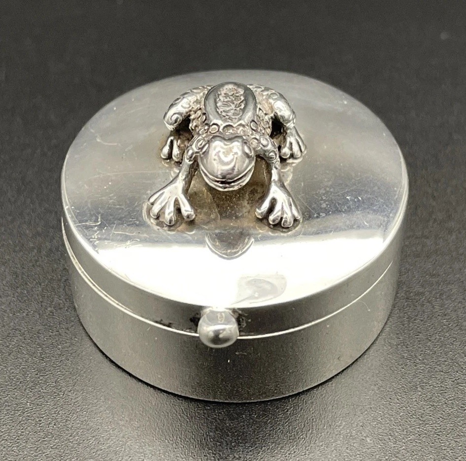 Mexican Sterling Silver Pill Box / Trinket Box Applied Frog Lid