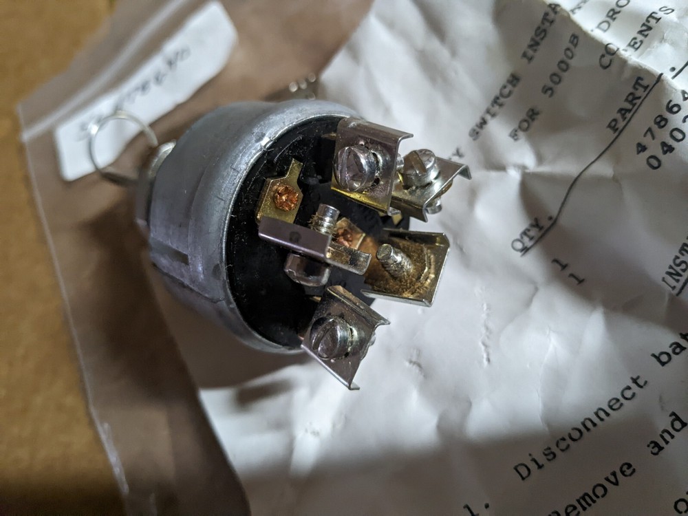 ADVANCE #5647860 KEY SWITCH for Floor Scrubbers