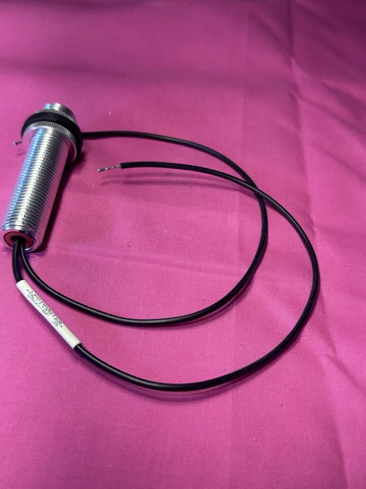 Ledtronics PNL-1145-201 (missing The Red Cap. )