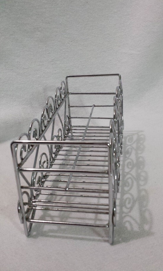 Rectangular Silvertone Sm Metal Makeup Organizer for Vanity Tabletop Pre-owned