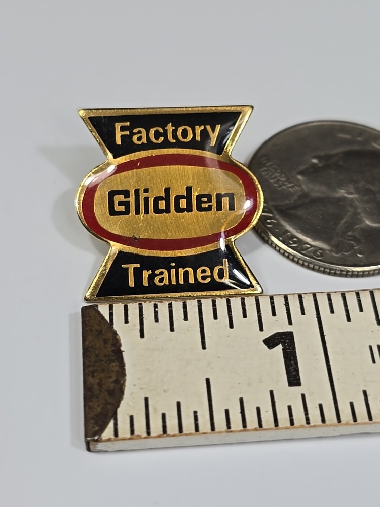 Glidden Factory Trained Lapel Pin