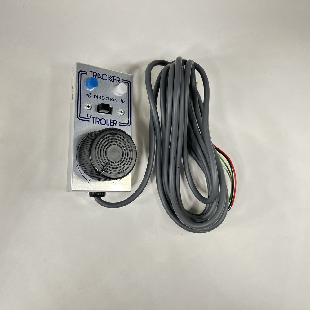 Troller TRH-40 Tracker DC Walk Around HO Scale Multiscale Train Controller