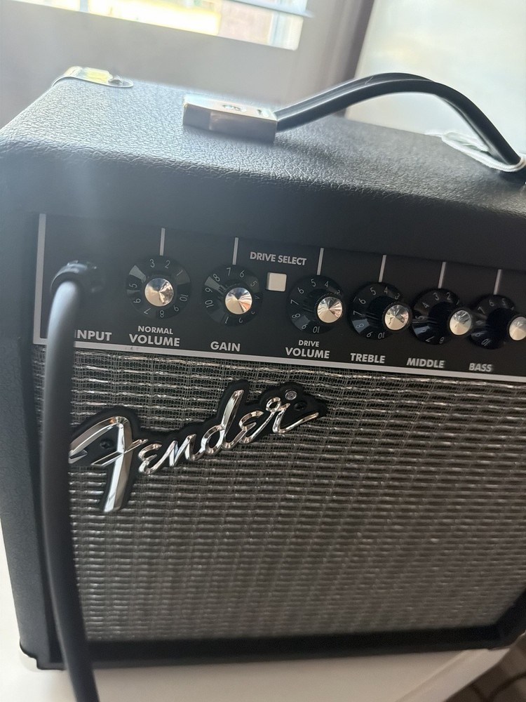 Fender Frontman 20G Solid State Combo 20W Electric Guitar Amplifier