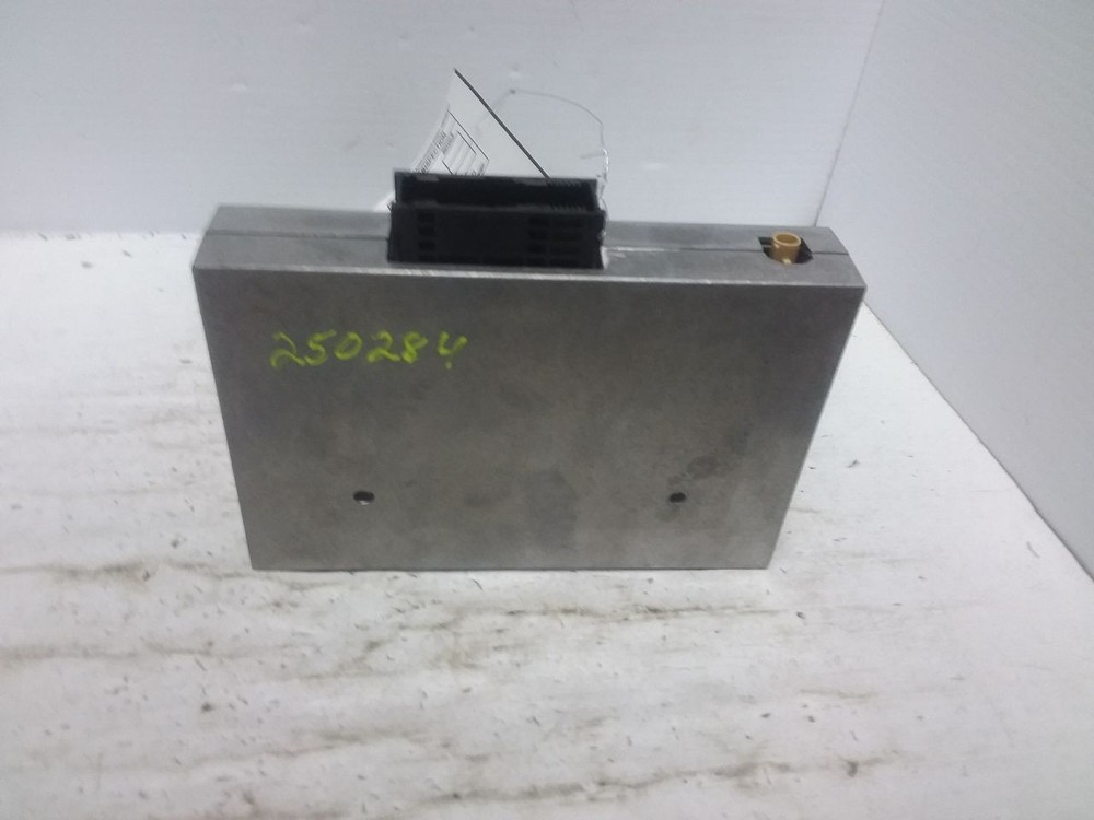 Harman Becker Communication Interface Box Telephone Module Fits 06-10 JETTA