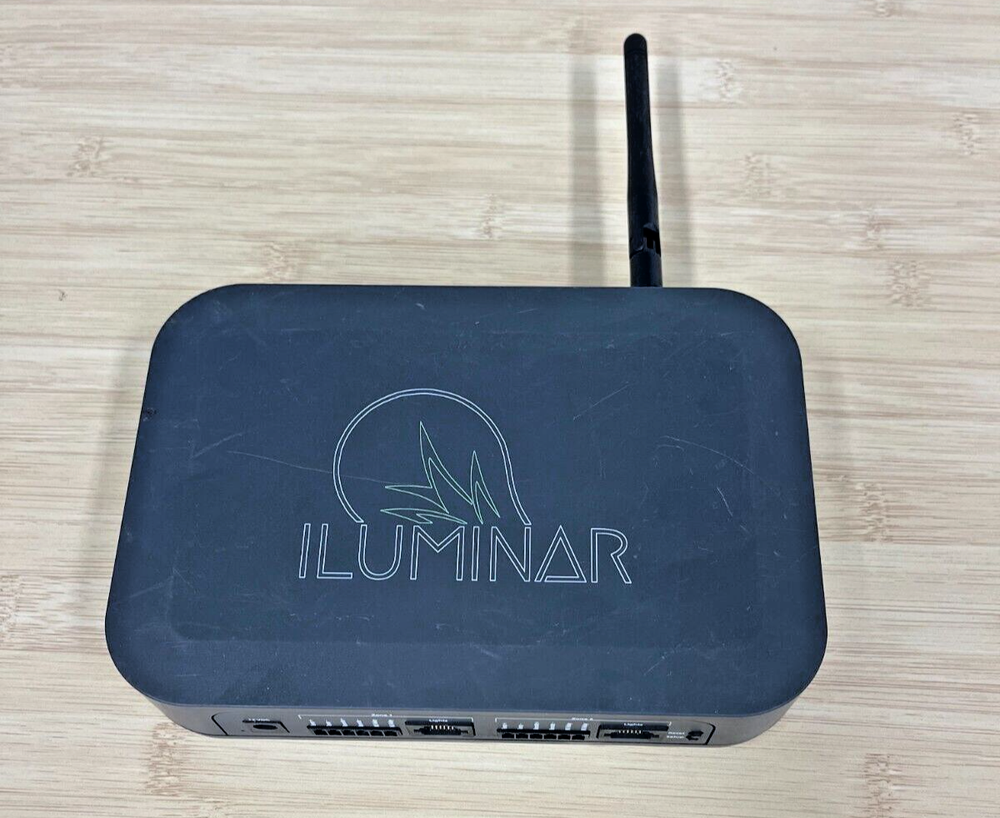 Iluminar Hash - Light and Environmental Controller ILUM-CTRL-HASH2 W/ Sensor