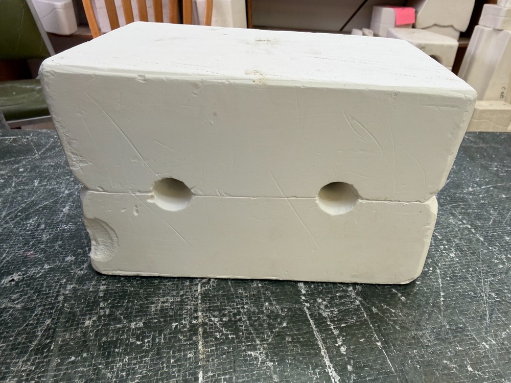 VINTAGE BOOTHE CERAMIC MOLD #637 ONIONS