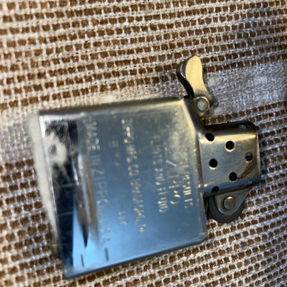 Zippo Classic Pocket Lighter -Chrome - #B-07