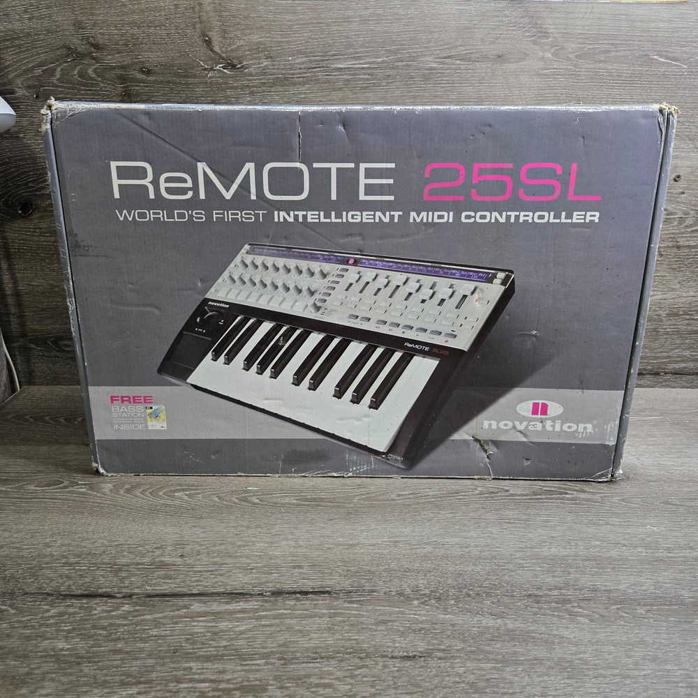 Novation ReMote 25SL World's First Intelligent MIDI Controller Open Box Tested