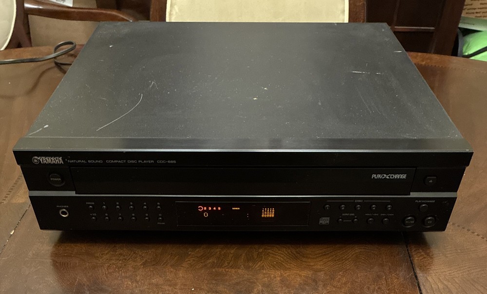 Yamaha CDC-685 CD Changer - Tested