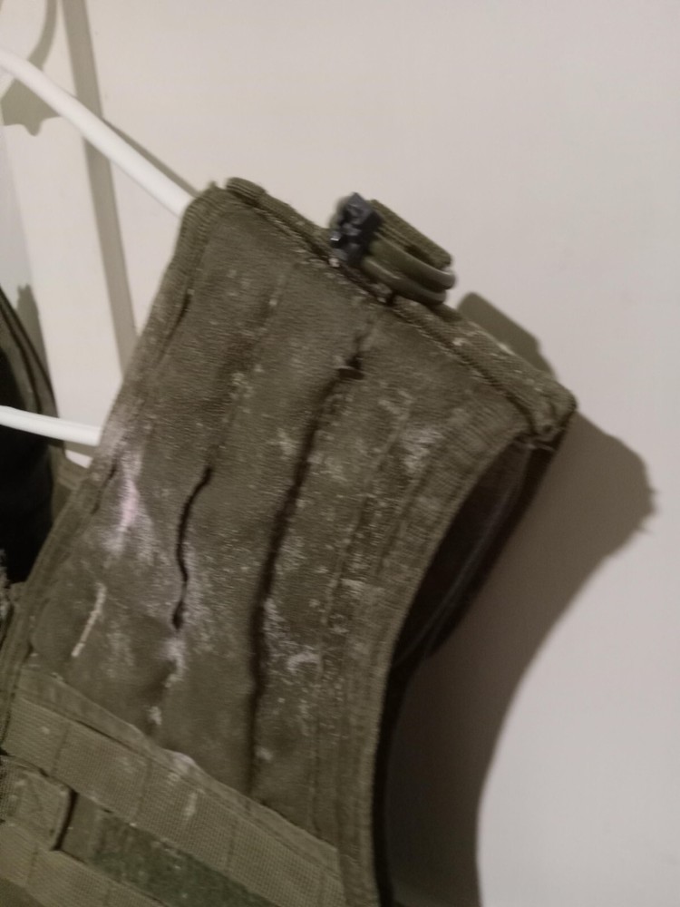 Rothco Tactical Vest - Rips & Paint