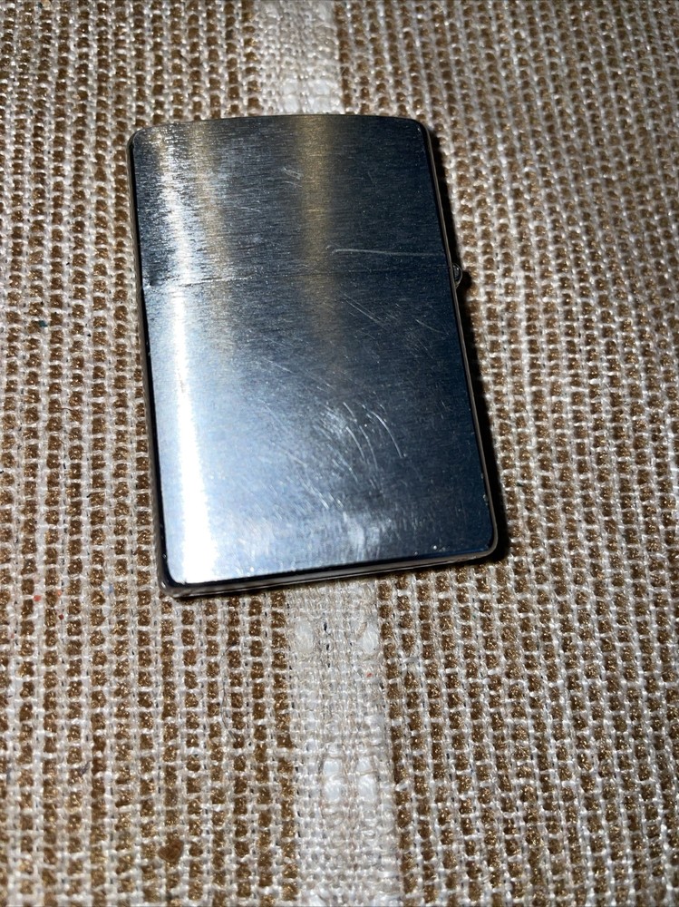 Zippo Classic Pocket Lighter -Chrome - #B-07