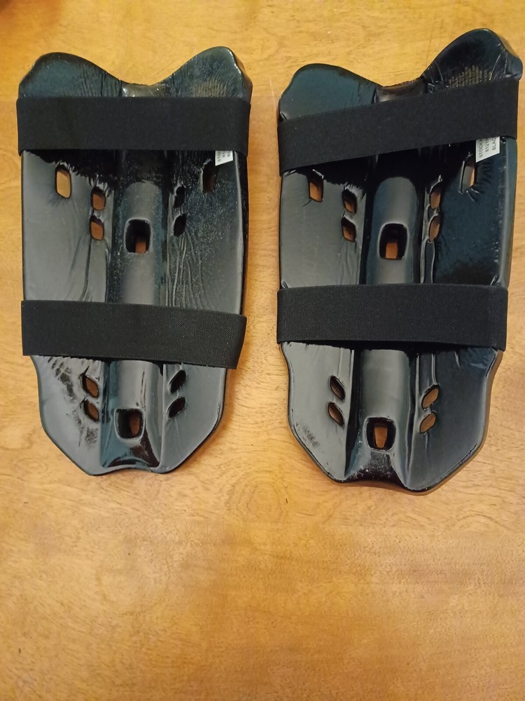 ProForce® Lightning Shin Guards Black Size LARGE