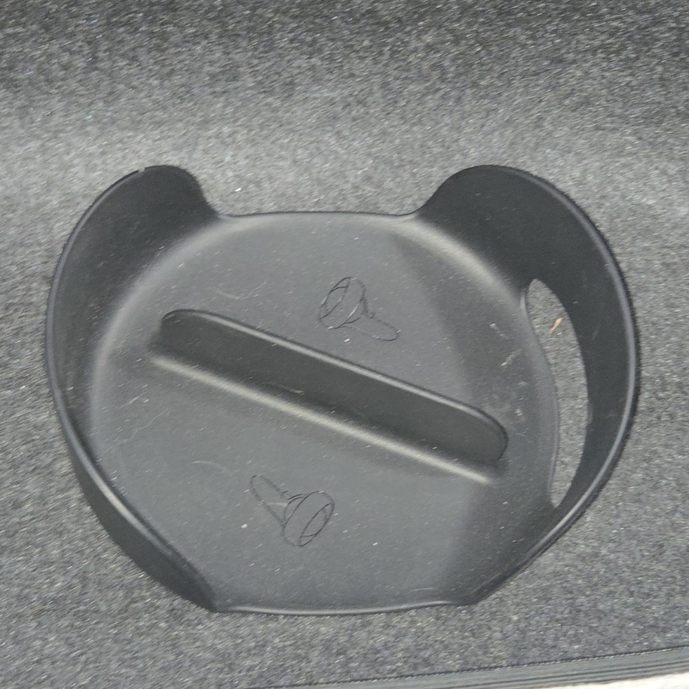 OEM Oculus Meta Quest 2 Storage Case Only White Padded Zipper