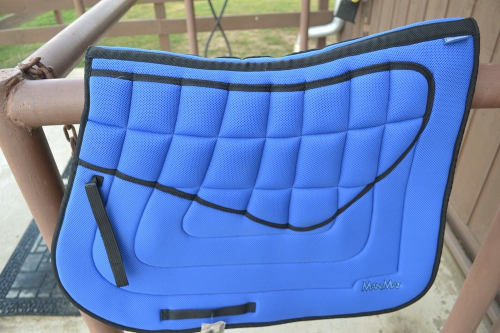 Horse Square saddle pad Man Mat 22L