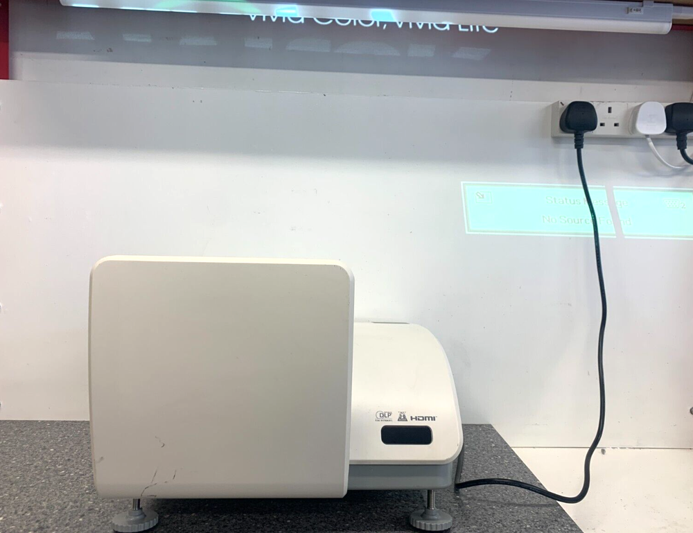 Vivitek D795WT DLP Short throw Projector