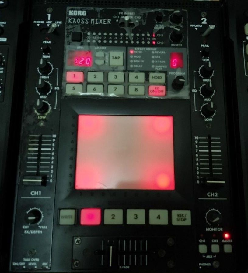 KORG KAOSS MIXER DJ Mixer