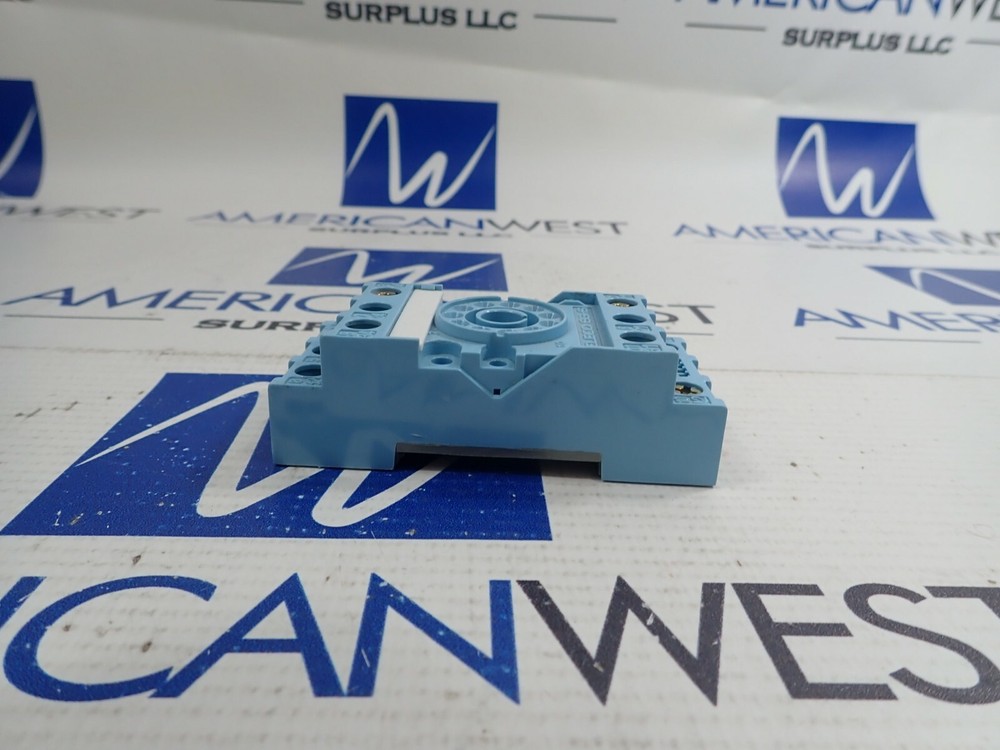 RELECO S3-S RELAY BASE/SOCKET 10A 380V