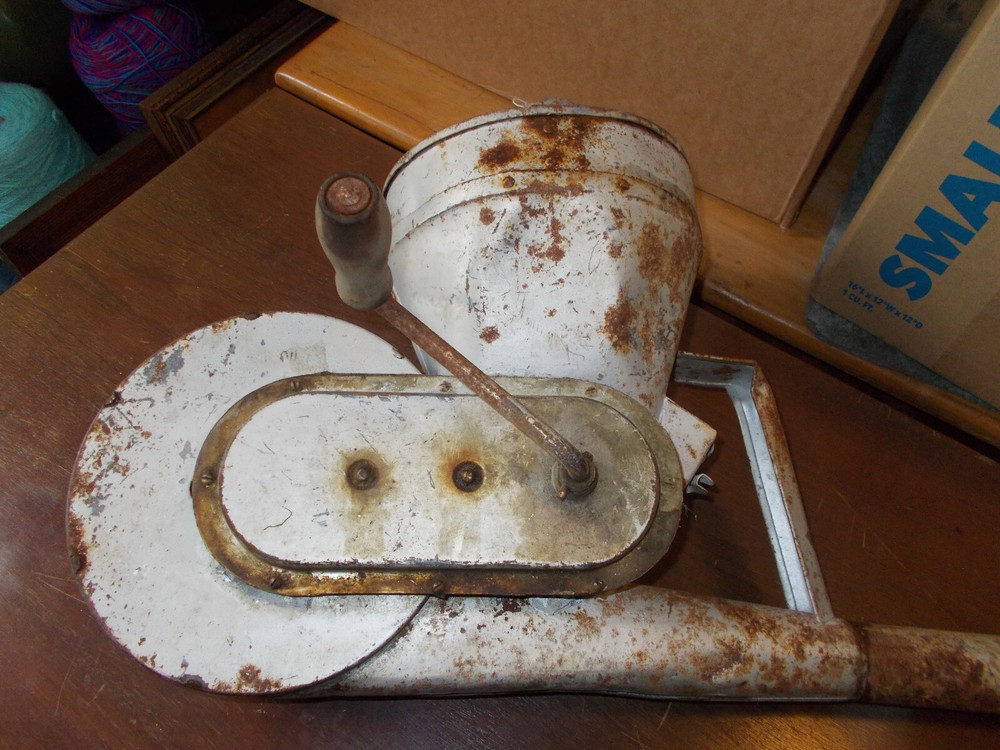 Antique Seed/Fertilizer Spreader with Hand Crank