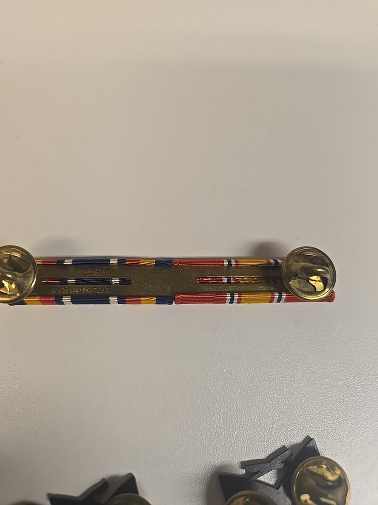 Us Marine Corps Lapel Pin Lot