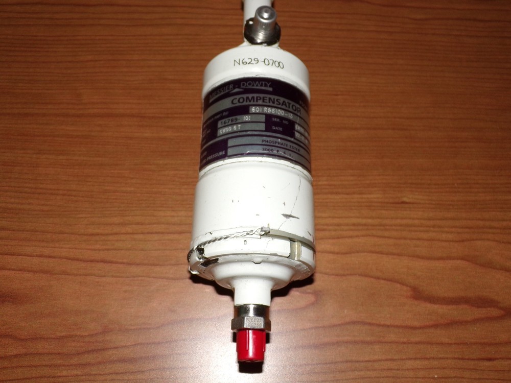 Messier Dowty Compensator 16789-101