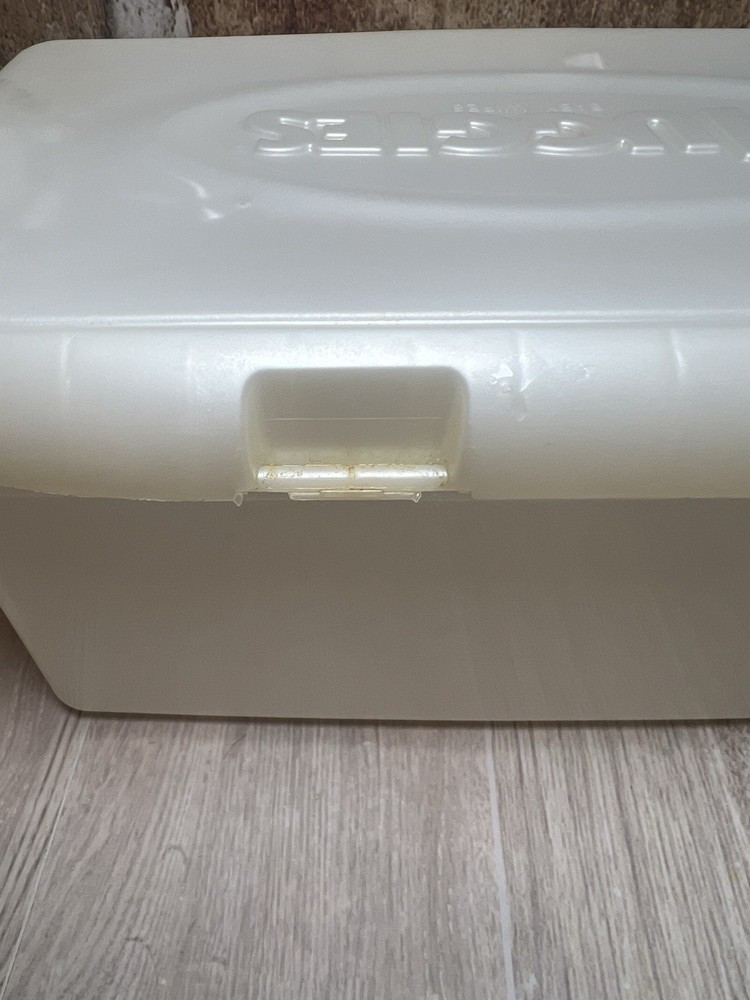 VTG Huggies Baby Wipes Hard Case White Empty Refillable Container