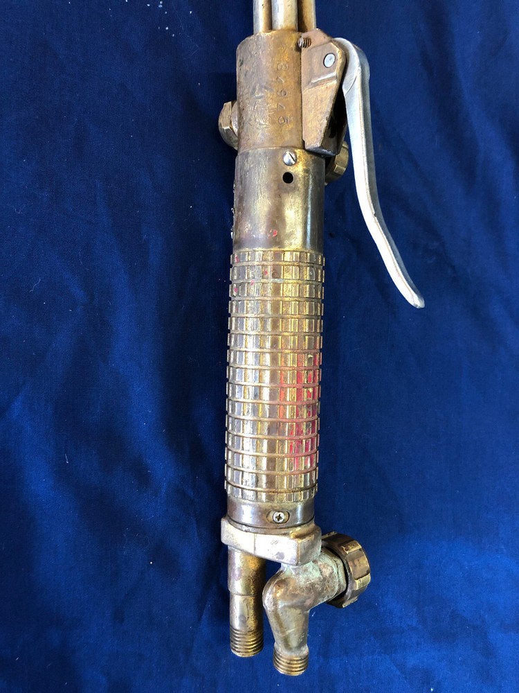 UNKNOWN Cutting and Heating Torch - No Tip - Used