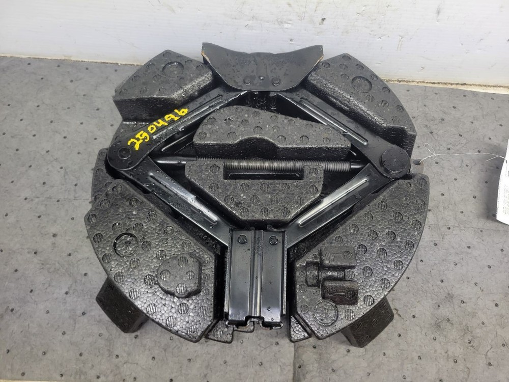 MKC 2015 Jack and Tool Kit 1704895