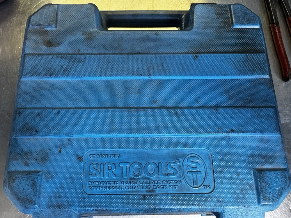 SIR Tools Pneumatic Brake Caliper Piston Compressor Wind Back ST 9020-KIT *READ*