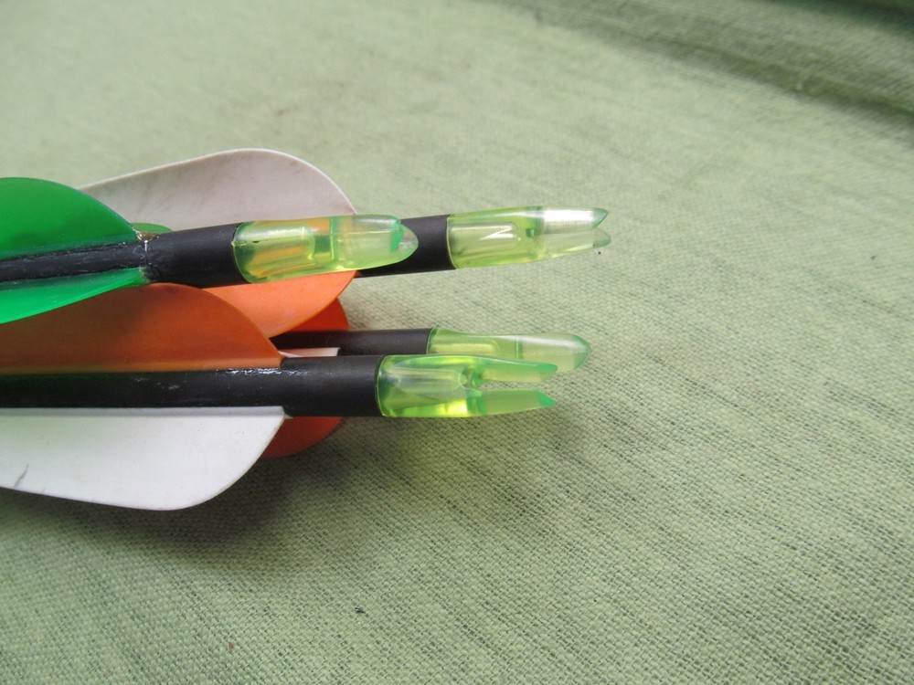 Four (4) PSE Carbon Force Dominator 300 Arrows