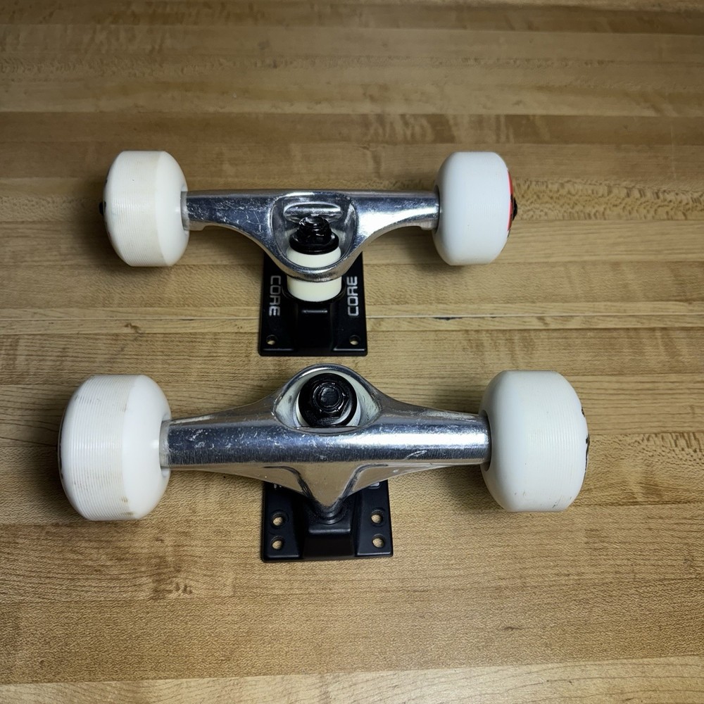 Core Skateboard Package 5.0" Silver Trucks with 52mm White Wheels