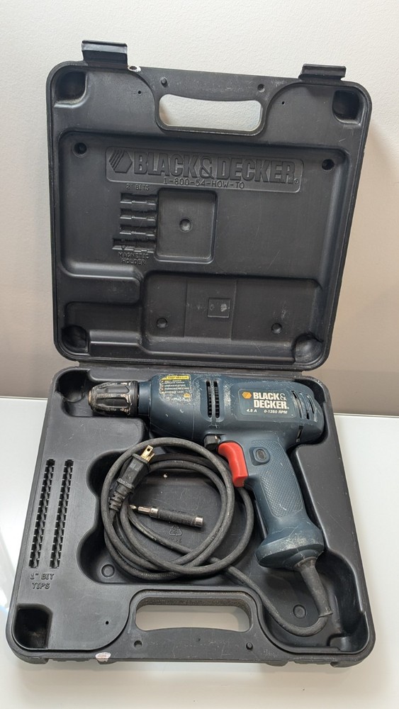 Black and Decker DR220 Corded 3/8" Variable Speed Drill with Case (No Bits)