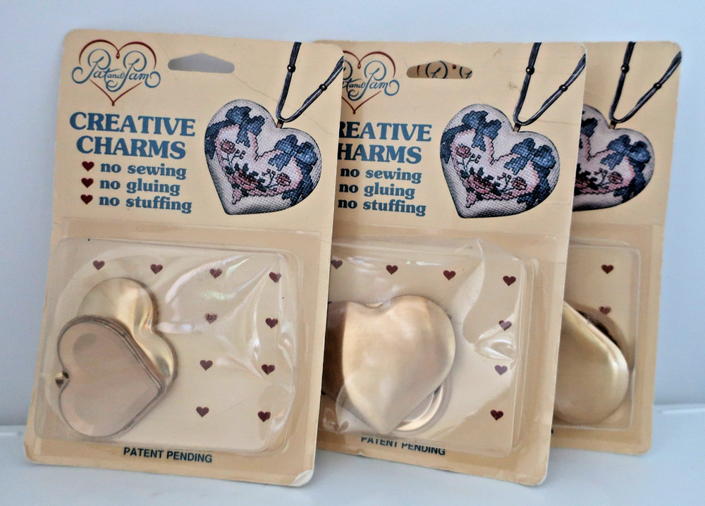 3 - Pat and Pam - CREATIVE CHARMS - 2 MEDIUM &  1 SMALL  - NEW