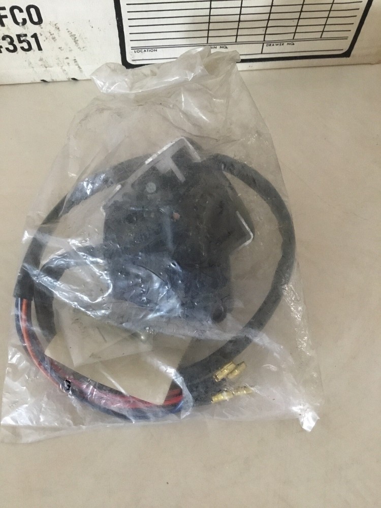 Nos Yamaha Control Switch 584-83963-00