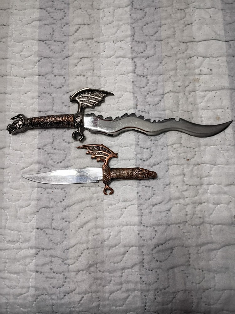 Two Flying Dragon Decorative Daggers