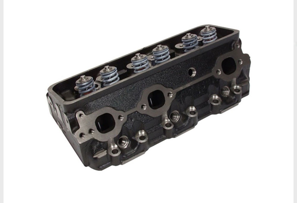 NEW COMPLETE FORKLIFT CYLINDER HEAD (GM 4.3L)