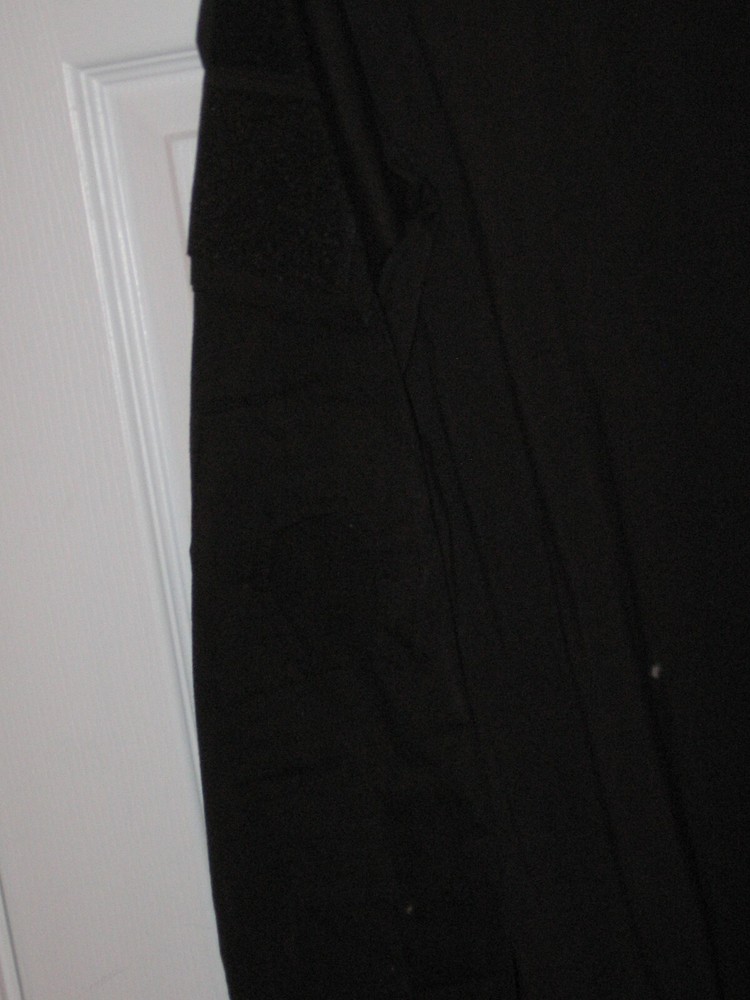 Black Tactical Pullover Shirt Men's Size Large New w/o Tags