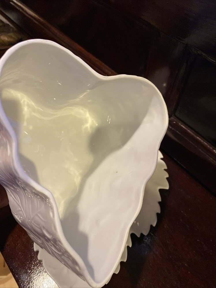 Basic Porcelana White Grape Leaf Covered Cheese Tray 8.5”