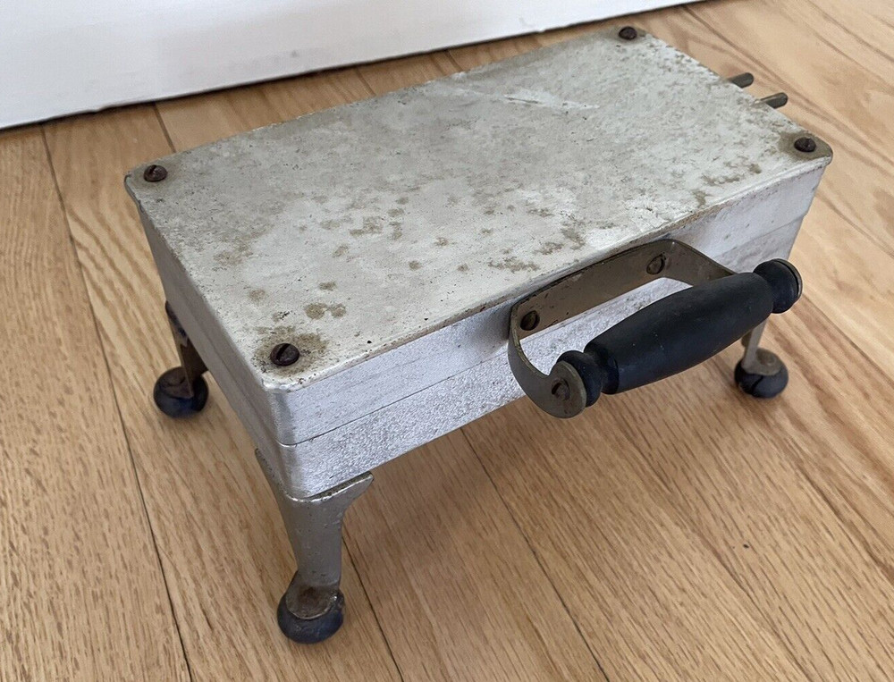 Vintage Thermax Waffle Iron E3930 Art Deco