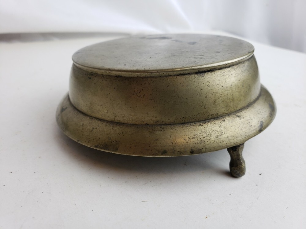 Heavy old asian (japanese?) bronze stand. missing legs?