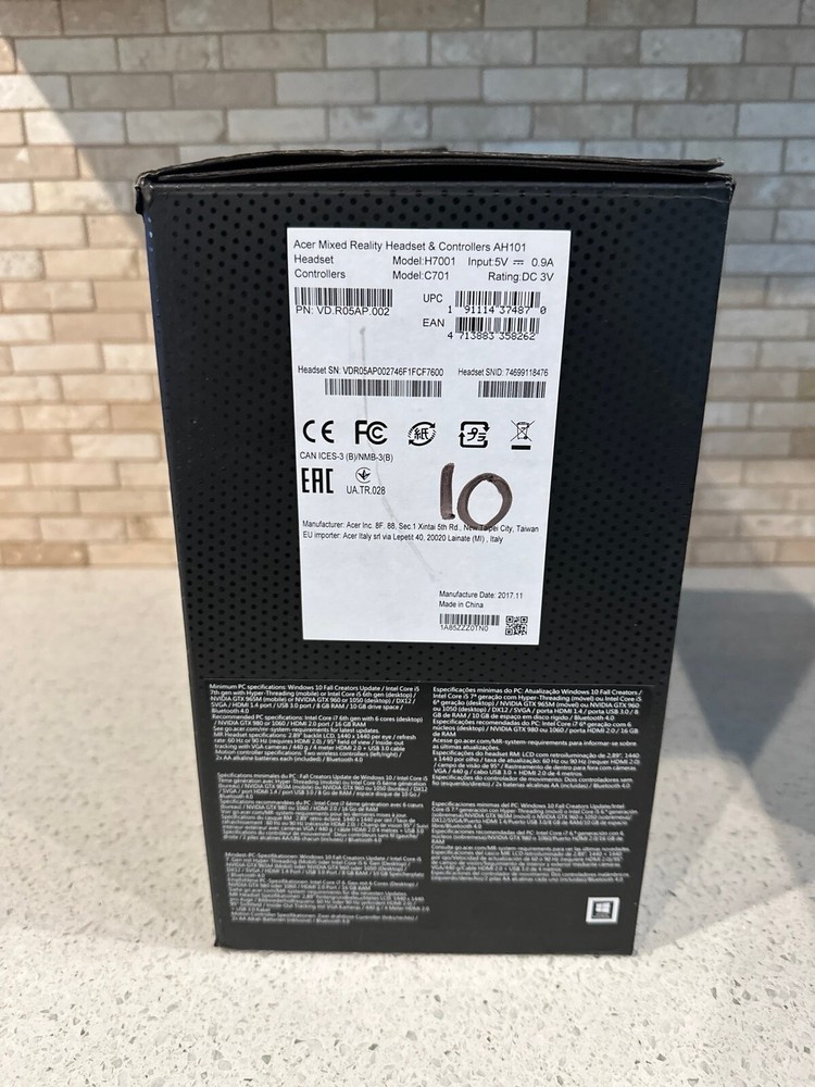 Acer Windows Mixed Reality Headset & Controllers Ah101 new open box