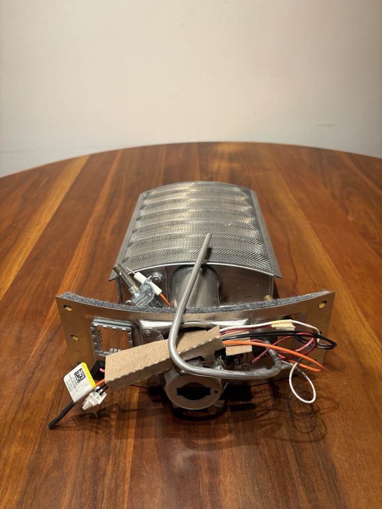 A.O. Smith 100346617 Burner Assembly 18” ULN Natural Gas No Gas Valve