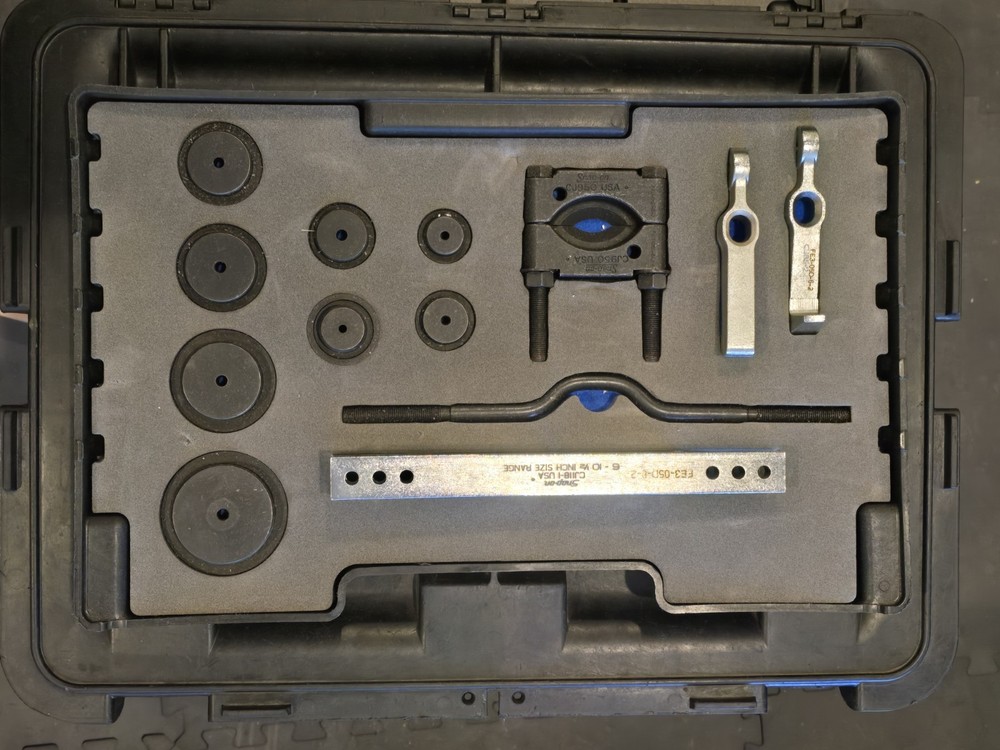 Master Puller Kit-Snap-On Tools Rolling Toolbox Tools Included