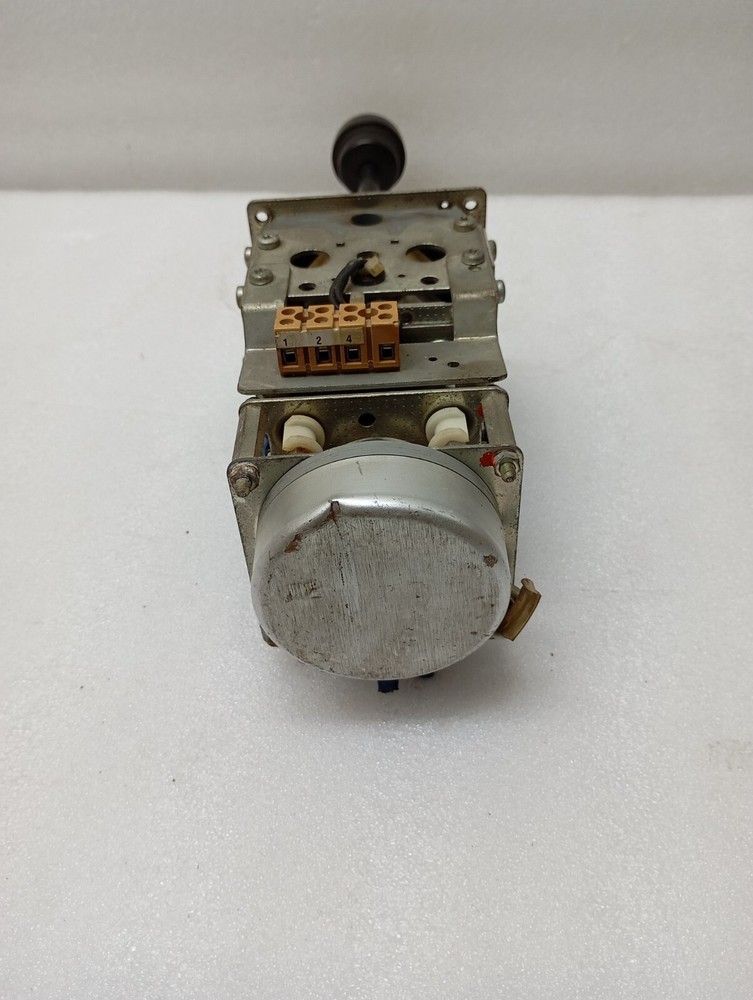 W. GESSMANN Gmbh A-6710 MULTI AXIX CONTROLLER JOYSTICK