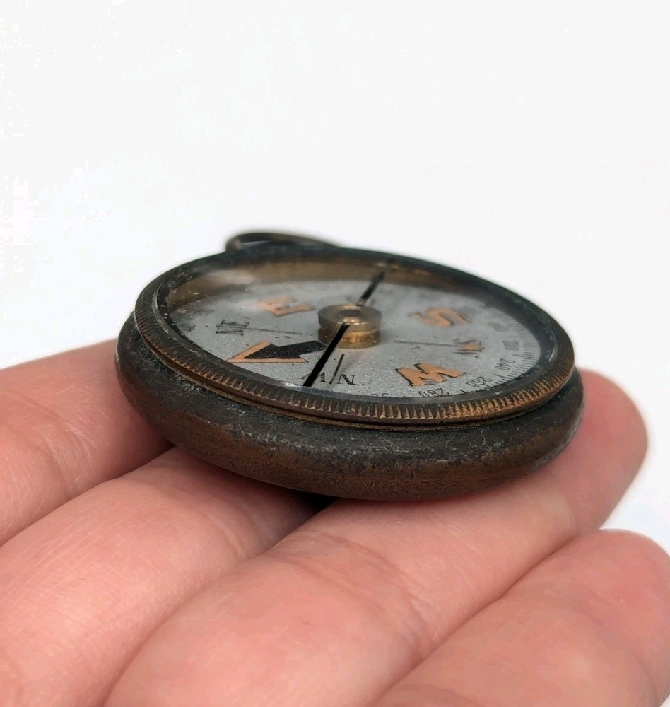 Vintage Pocket Compass Floating Dial Brass Case *Read*