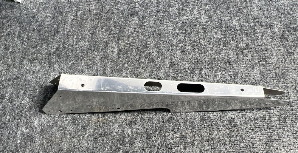 0431001-30 Cessna 150 Elevator Channel